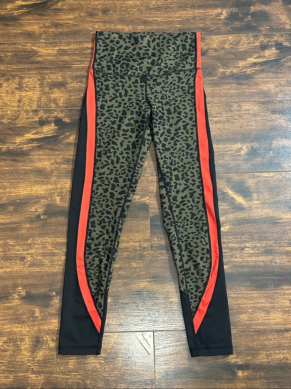 🐆 DYI Leopard Print High Rise Leggings Olive Coral Colorblock Small